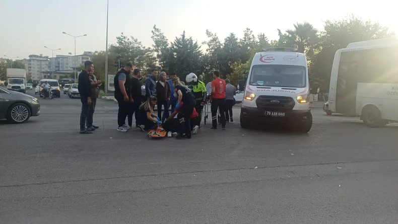 Kilis’te motosikletler çarpıştı;1 ağır yaralı
