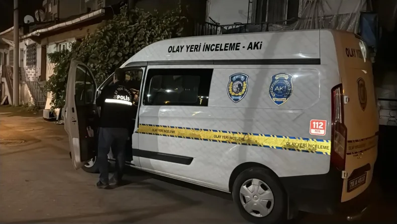 Kız arkadaşı tarafından bıçaklanan erkek ağır yaralandı / Ek fotoğraflar