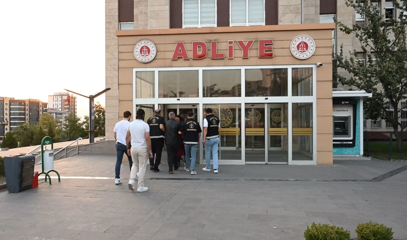 Kız olduğu için bebeğini öldüren anne tutuklandı
