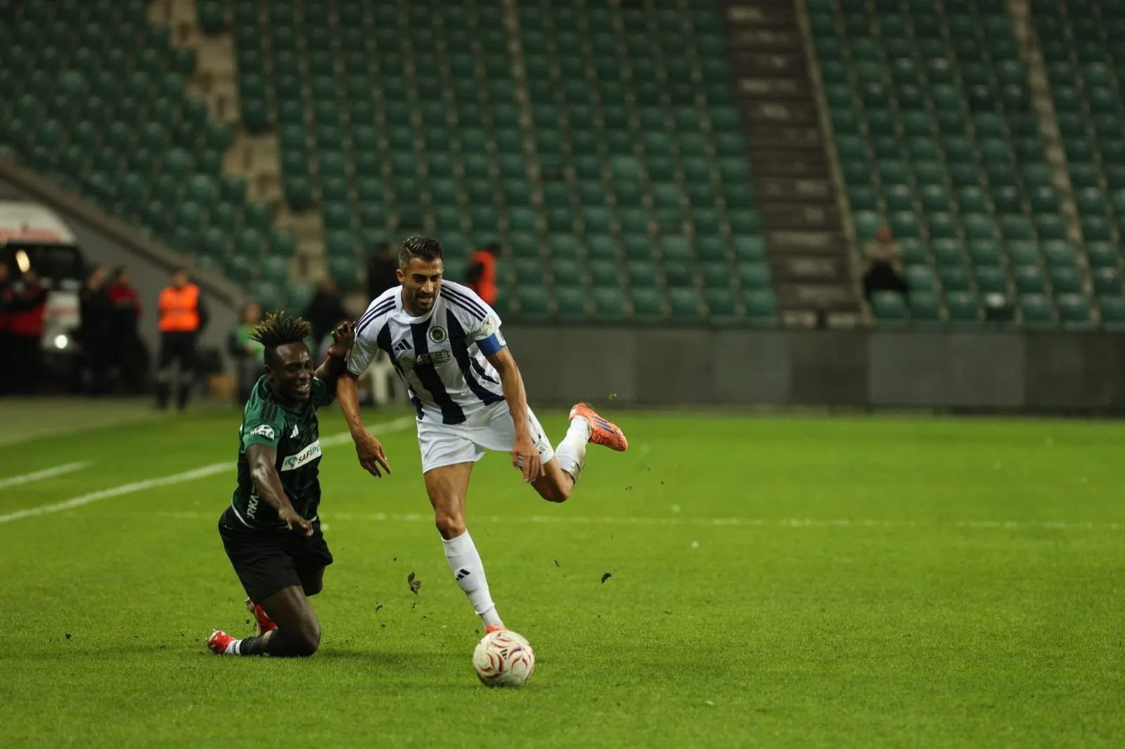 Kocaelispor - Eti Gübre Mazıdağı Fosfat Spor: 3-0
