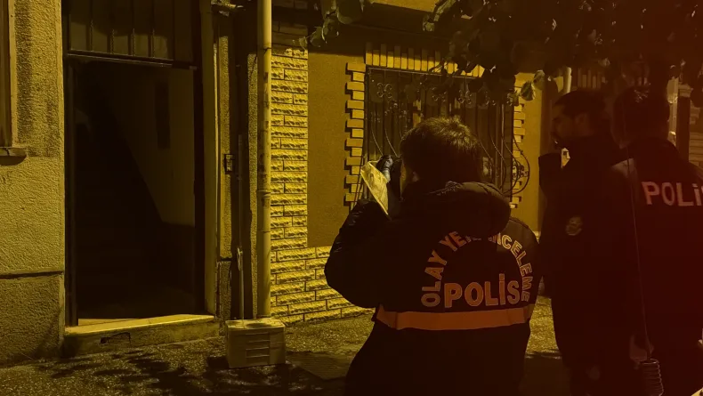 Komşusunun evinde fenalaşıp hayatını kaybetti