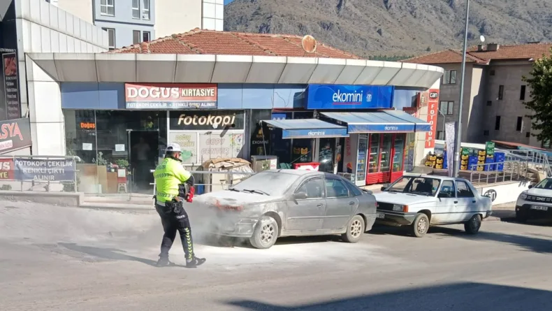 KPSS’ye girdi, sınav sırasında otomobili yandı