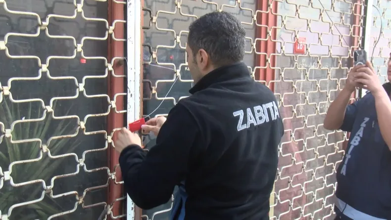 Maltepe’de 3 katı çöken binanın çevresindeki 2 bina mühürlendi