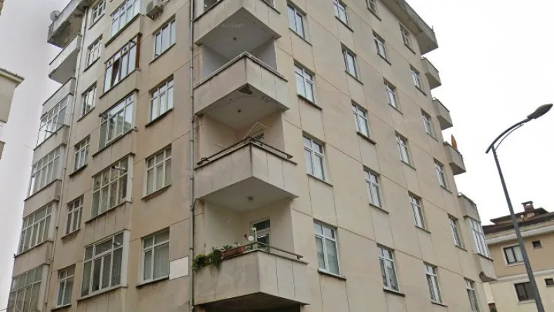 Maltepe'de 3 katı çöken binaya ilişkin bilirkişi ön raporu: 2 kez verilen yıkım kararı uygulanmamış