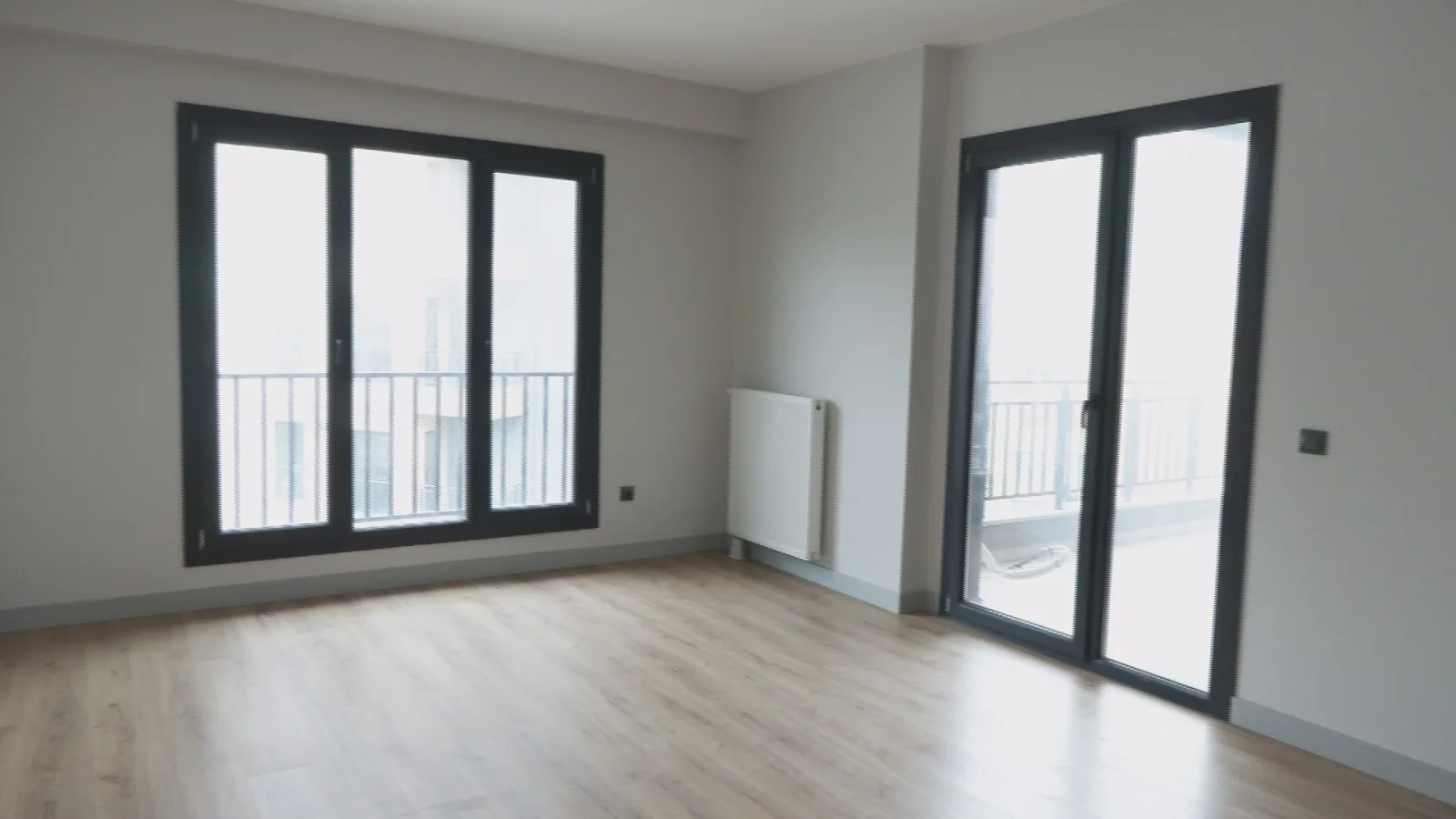 Maltepe'de çöken Kardeşler Apartmanı'ndaki hak sahiplerine yeni konutlar teslim edilmeye başlandı