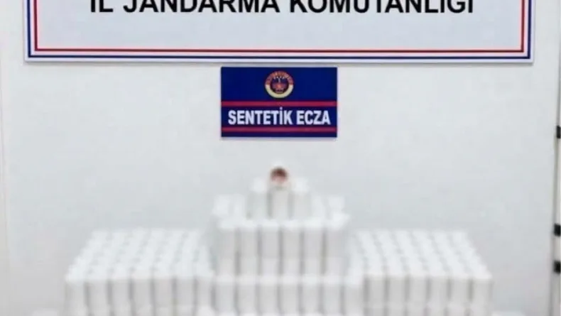 Manisa’da 42 bin 534 sentetik ecza ele geçirildi: 1 tutuklama