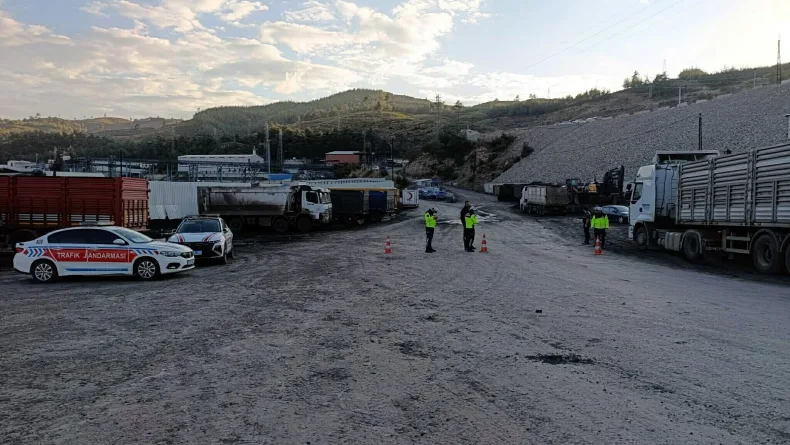 Manisa'da maden ocağında göçük: 1 ölü (5)