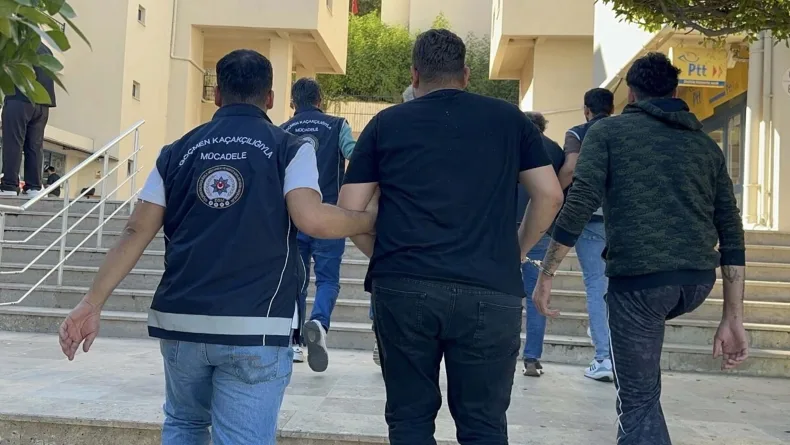 Marmaris’te kaçak göçmen operasyonu: 4 tutuklama