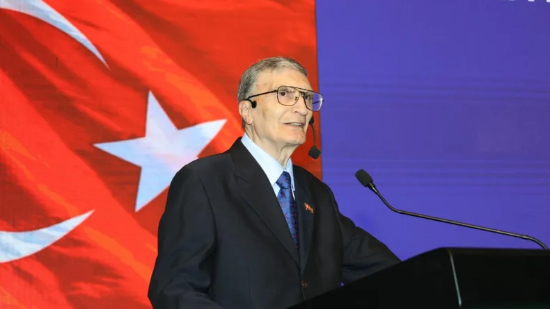 MEÜ'de akademik yıl, Aziz Sancar'ın dersiyle başladı