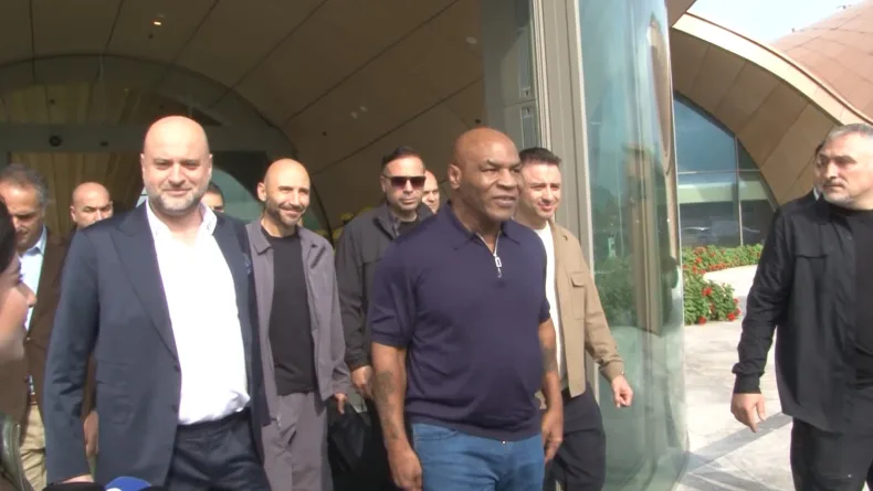 Mike Tyson İstanbul’a geldi