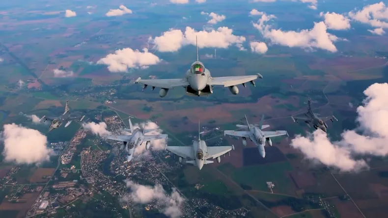 MSB: 2 adet F-16 uçağımız Litvanya’daki medya gününe katıldı