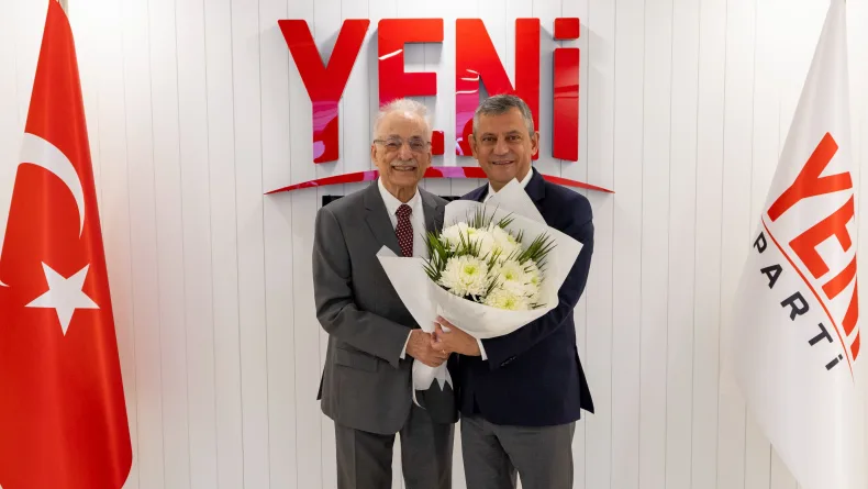 Murat Karayalçın, Yeni Parti’ye üye oldu