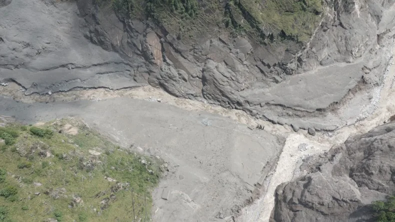Nepal’de çığ düştü: 10 kişi kayıp