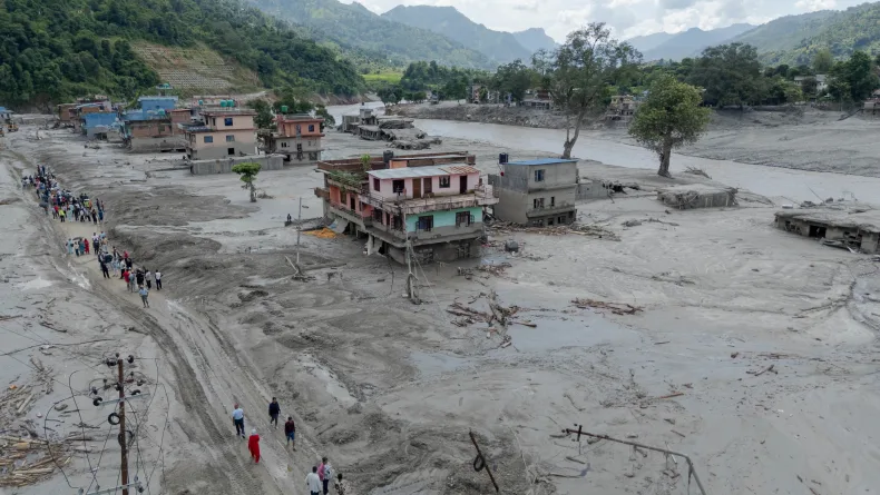 Nepal'deki selde can kaybı 1410'a ulaştı