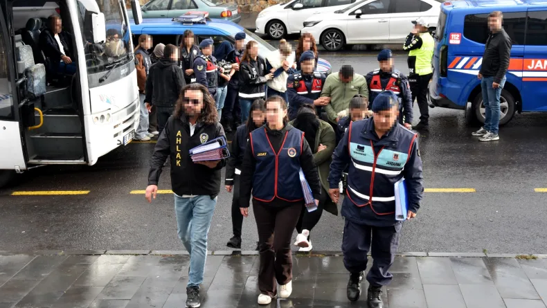 Nevşehir merkezli 9 ildeki fuhuş operasyonunda 11 tutuklama
