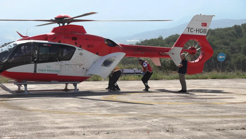 Nişan için geldiği Bolu’da fenalaştı, ambulans helikopterle Antalya’ya sevk edildi