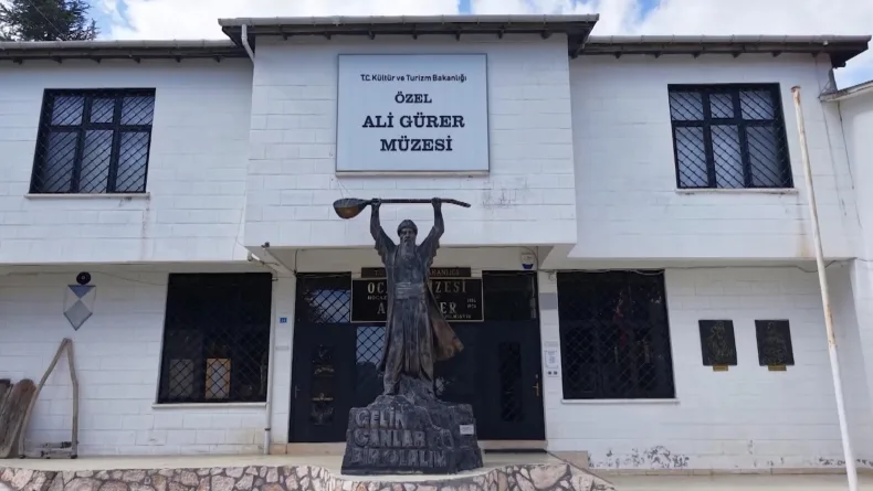 Ocak köyündeki 3 bin eserlik müze ziyaretçileri geçmişe götürüyor