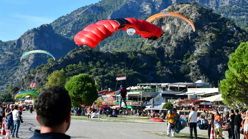 Ölüdeniz Hava Oyunları Festivali başladı