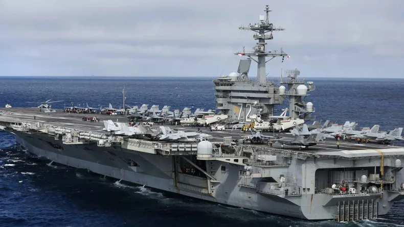 Orta Doğu'daki USS Abraham Lincoln uçak gemisi ABD'ye döndü