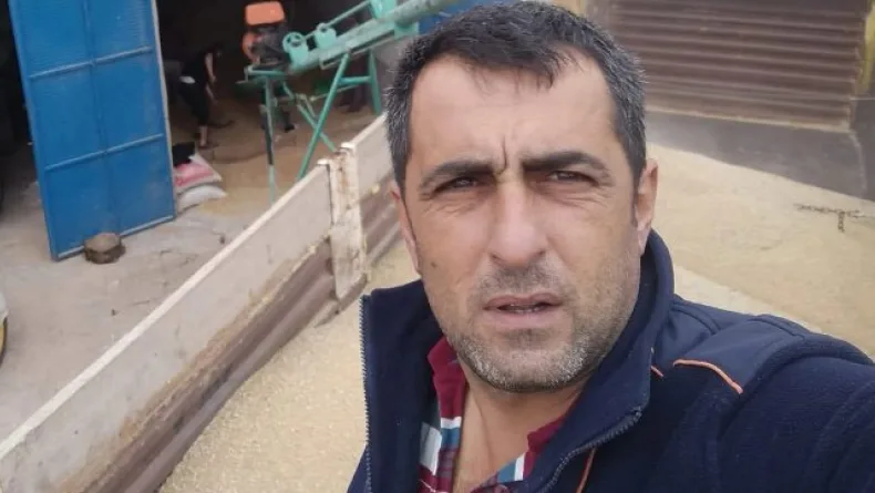 Pancar toplama makinesinin altında kalarak öldü