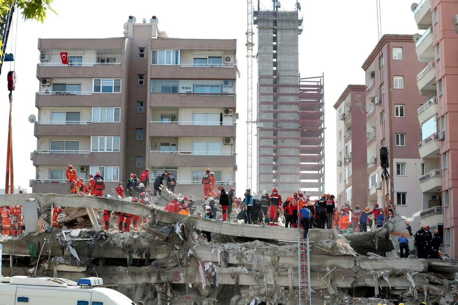 Prof. Dr. Sözbilir, yakın gelecekte deprem üretme potansiyeli olan faylara dikkat çekti