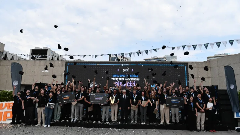 ROKETSAN 'yapay zeka hackathonu' ödül töreni ile son buldu