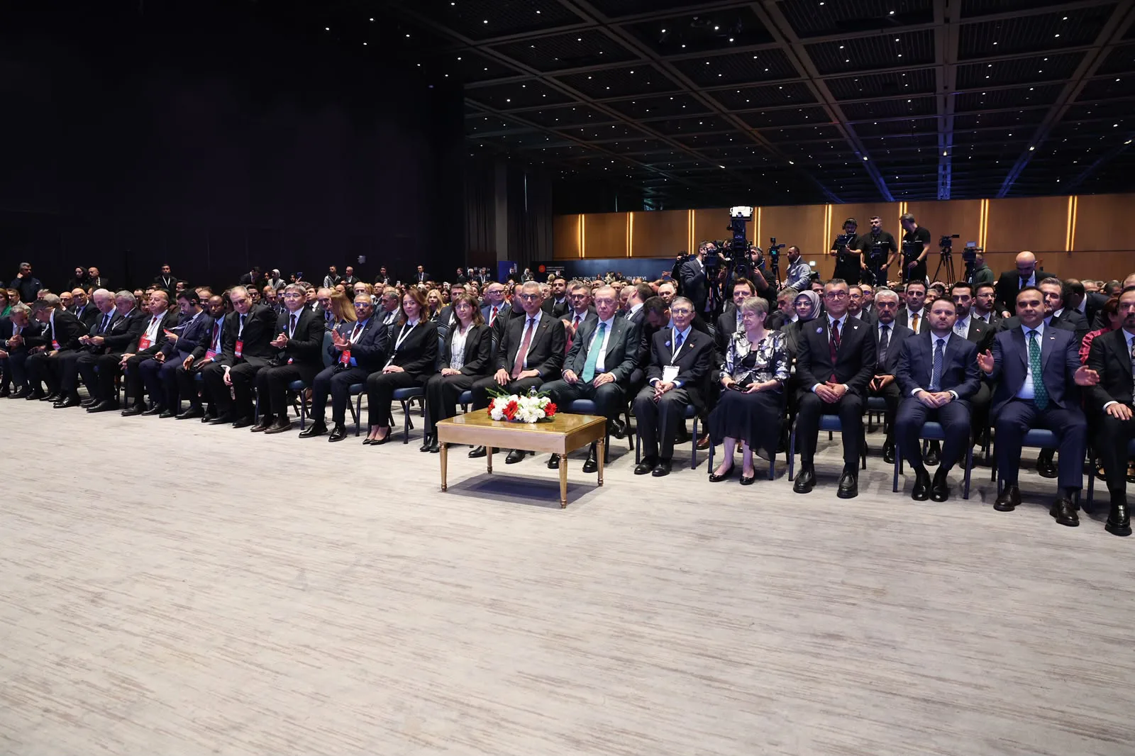 Sağlık Bakanı Memişoğlu, TÜSEB Teşvik Ödülleri Töreni'ne katıldı