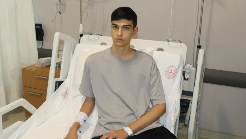Samsun’da 17 yaşındaki hastanın göğsü ameliyatla düzeltildi