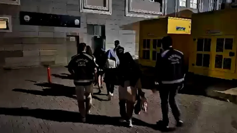 Samsun ve Eskişehir’de fuhuş operasyonu; 3 gözaltı