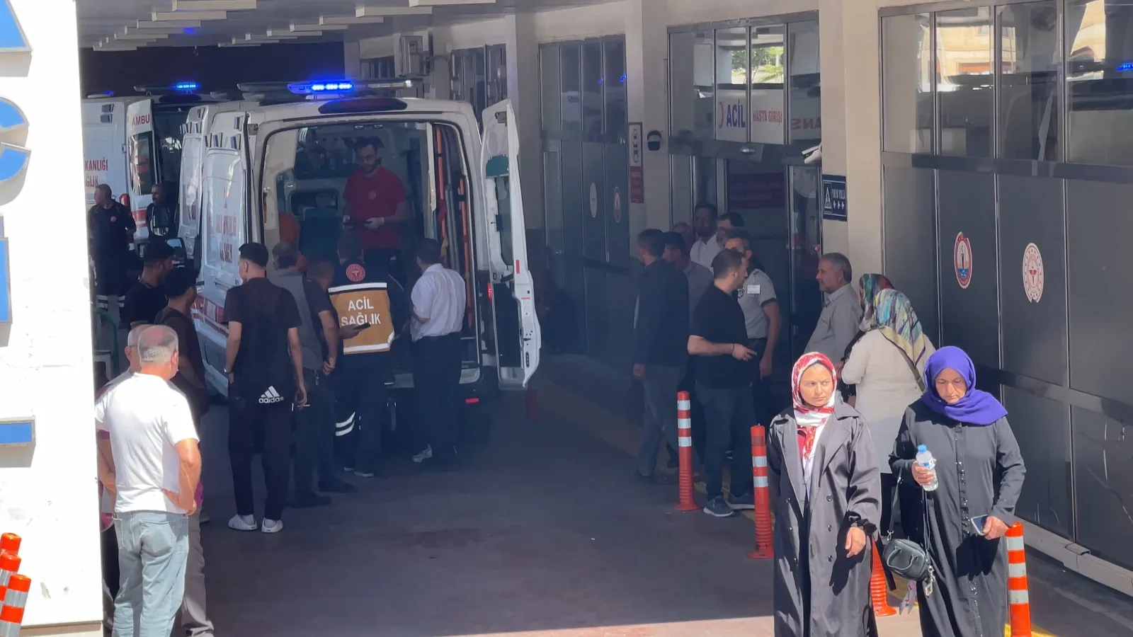 Şanlıurfa’da işyerine gelen kadınla tartışan 2 çocuk annesi kalp krizi geçirerek öldü
