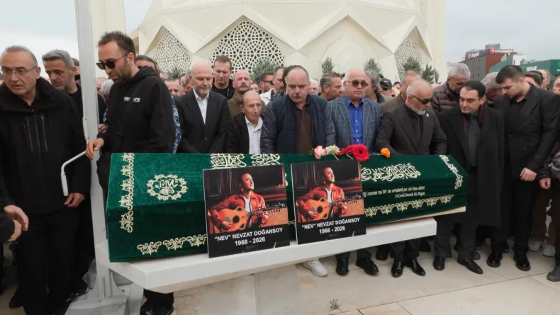 Şarkıcı Nev son yolculuğuna uğurlandı