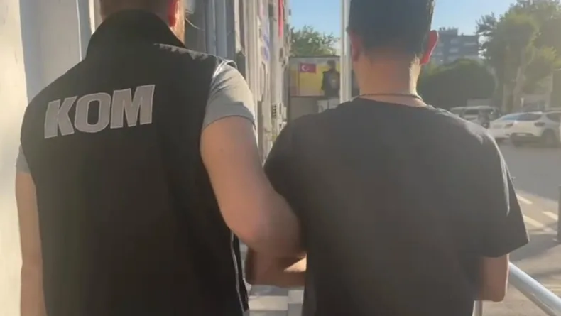 Seferihisar Belediyesi’nde ‘rüşvet’ soruşturmasında yeni operasyon; 43 gözaltı / Ek fotoğraflar
