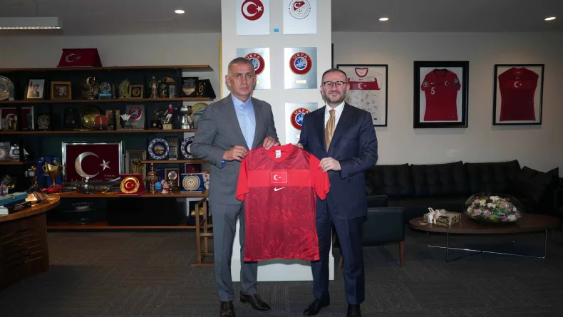 Şenol Kazancı'dan, TFF Başkanı Hacıosmanoğlu'na ziyaret