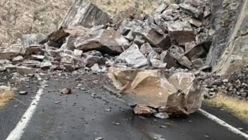 Şırnak-Beytüşşebap kara yolu ulaşıma kapandı
