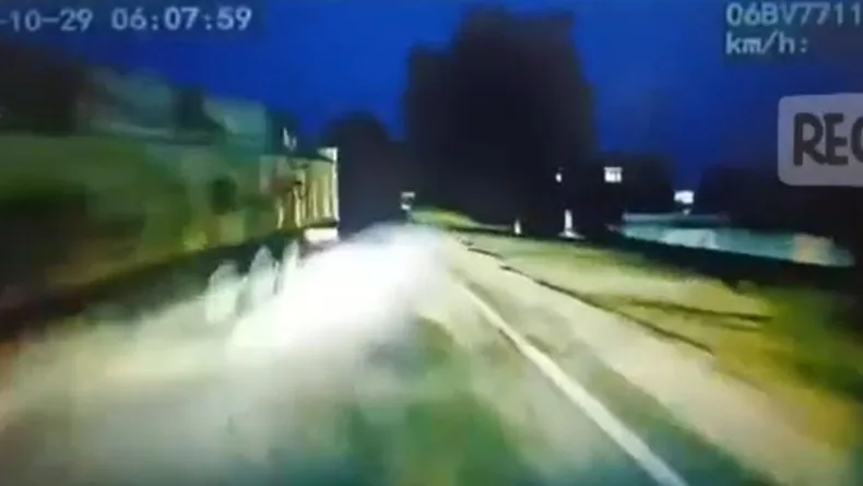 Şırnak’ta otobüs şoförünün öldüğü, 14 kişinin yaralandığı kaza kamerada
