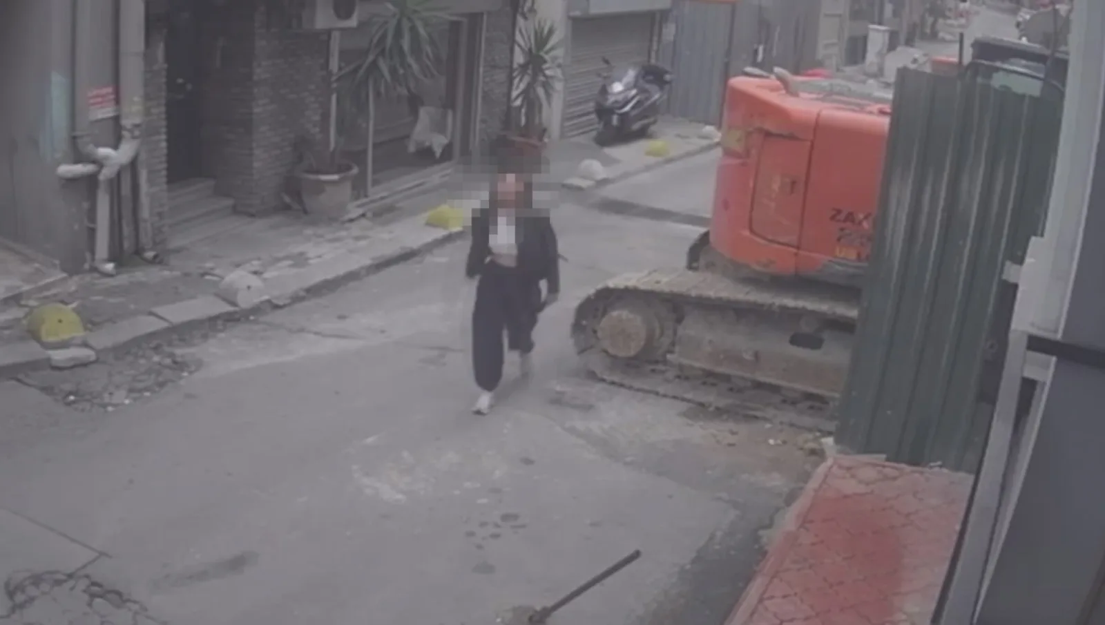 Şişli’de çatıdan düşerek ölen Kazakistanlı kadının son görüntüleri; ev arkadaşıyla sevgilisi serbest bırakıldı
