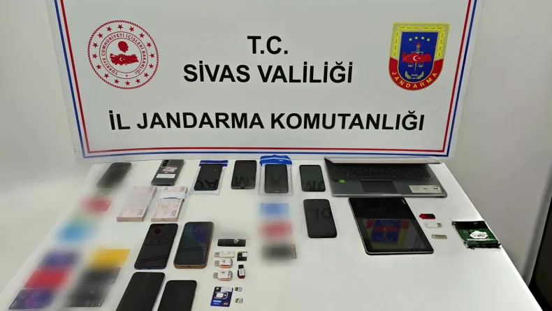 Sivas merkezli 7 ilde siber dolandırıcılık operasyonunda 5 tutuklama