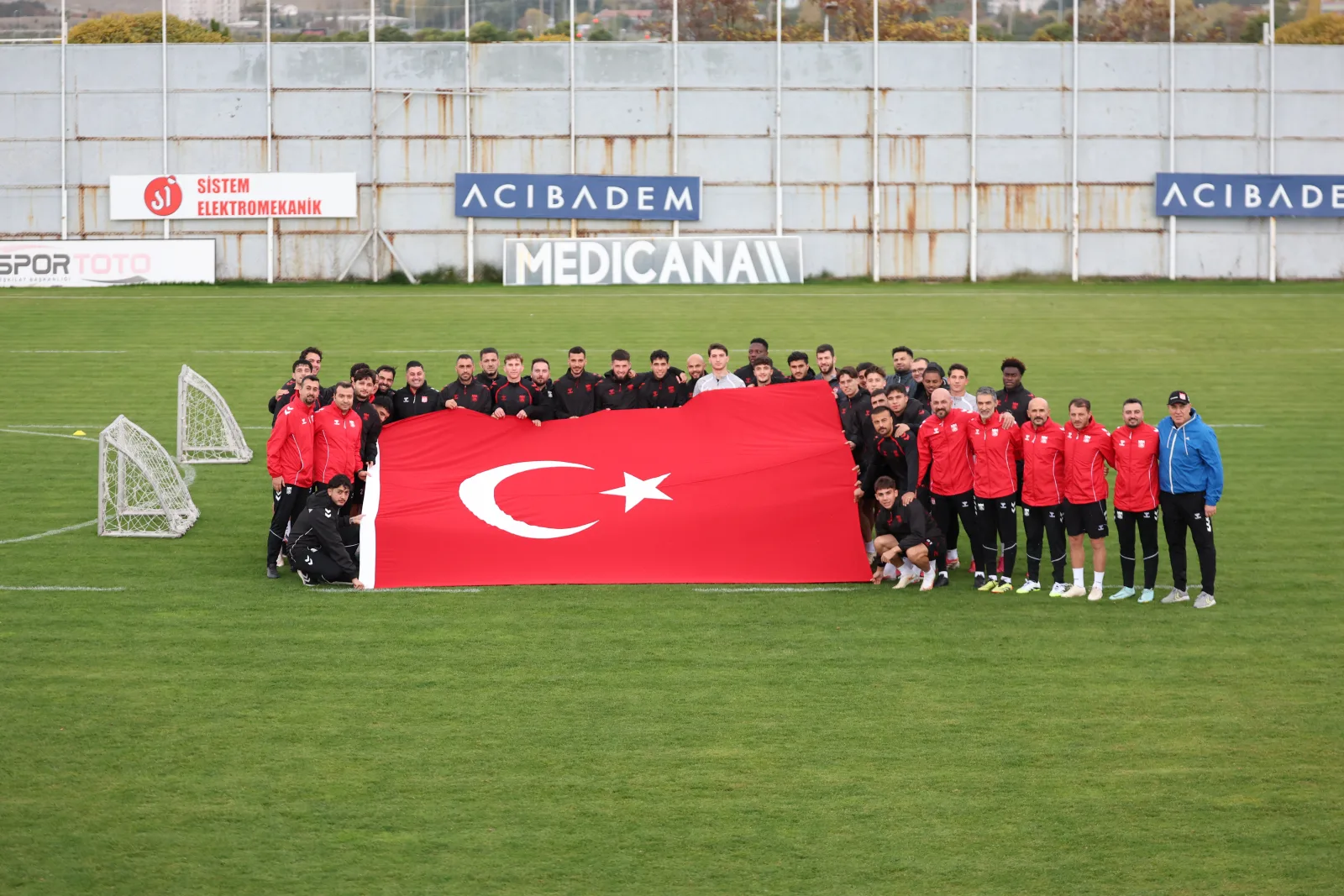Sivasspor Çağdaş Çavuş ile anlaştı