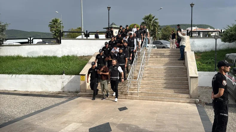 'Sokaklar Güvende' operasyonunda 27 şüpheli adliyede