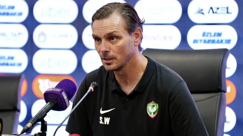 Stef Wils: Ligin tepesindeyiz, milli araya bu şekilde girdik