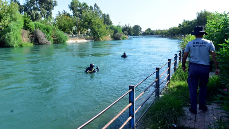 Sulama kanalına düştüğü belirtilen kişi aranıyor