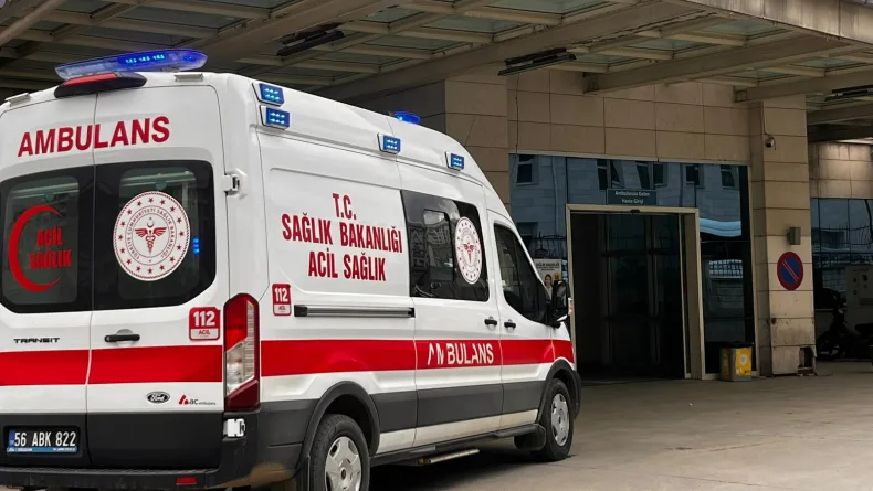 Tarım aracının devrildiği kazada: 7 yaralı