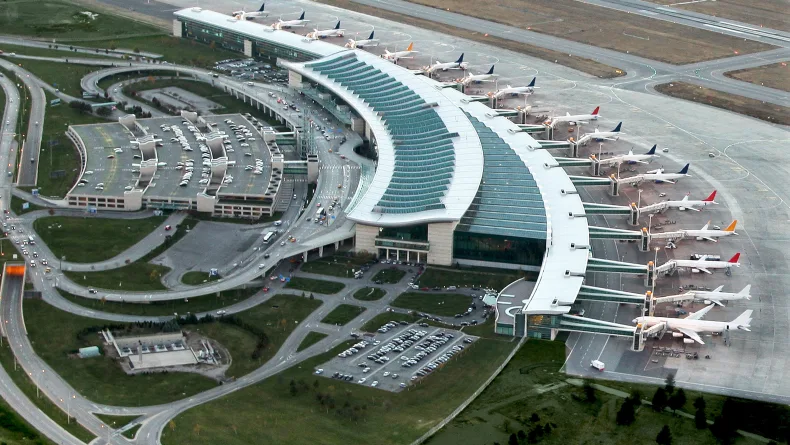 TAV Havalimanları Ankara Esenboğa’da 20’nci yılını kutluyor