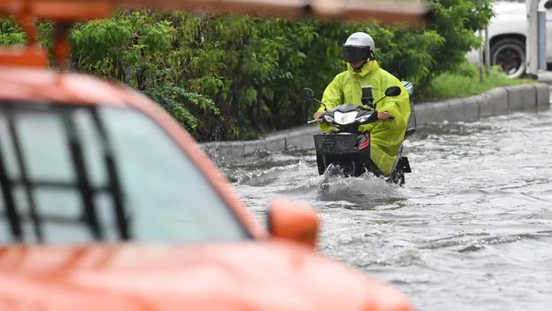 Tayland'da şiddetli yağışların neden olduğu selde hayatını kaybedenlerin sayısı 60’a yükseldi