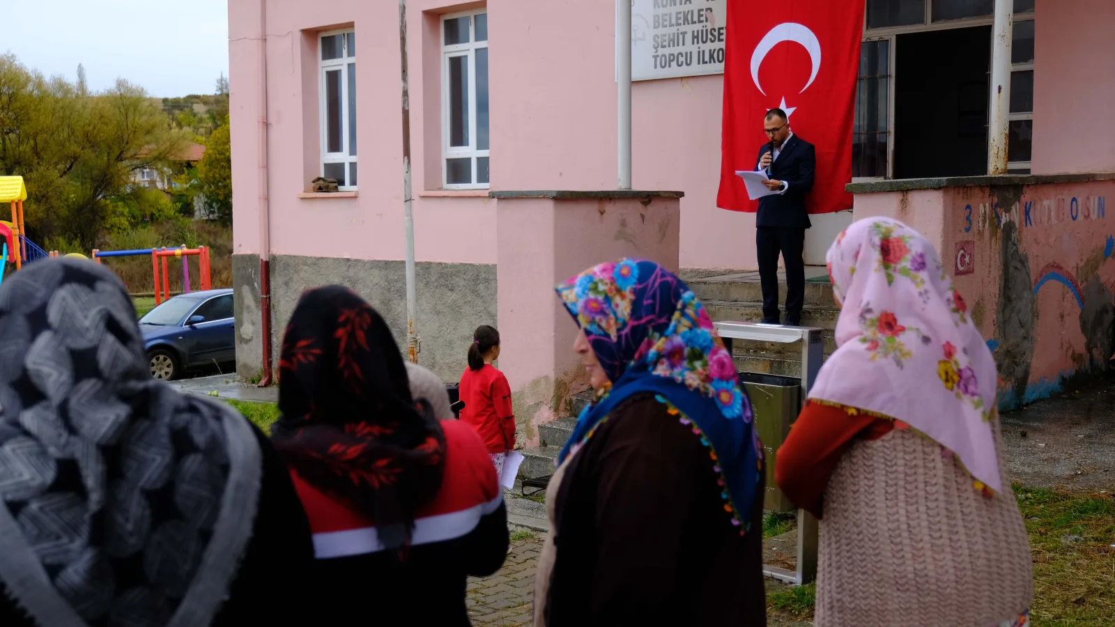 Tek öğrencisi olan okulda tören; ‘İşte Cumhuriyet tam olarak budur’