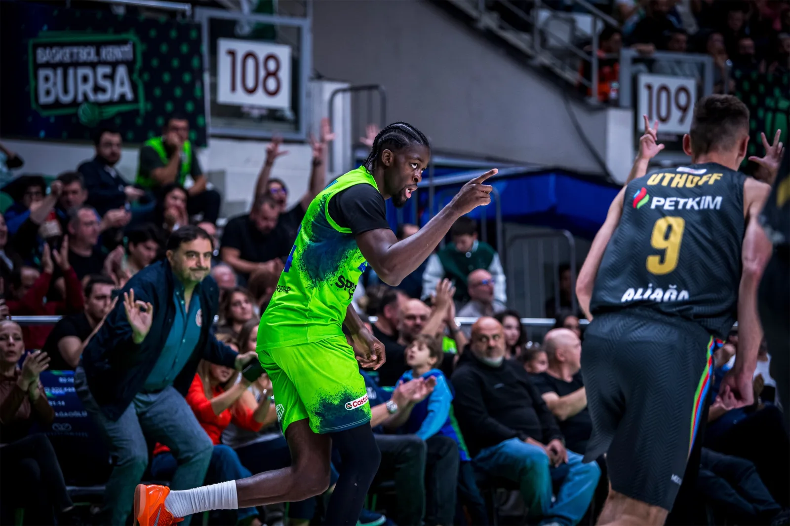 TOFAŞ – Aliağa Petkimspor: 72-74