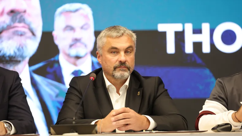 Trabzonspor’da teknik direktör Thomas Reis’e imza töreni