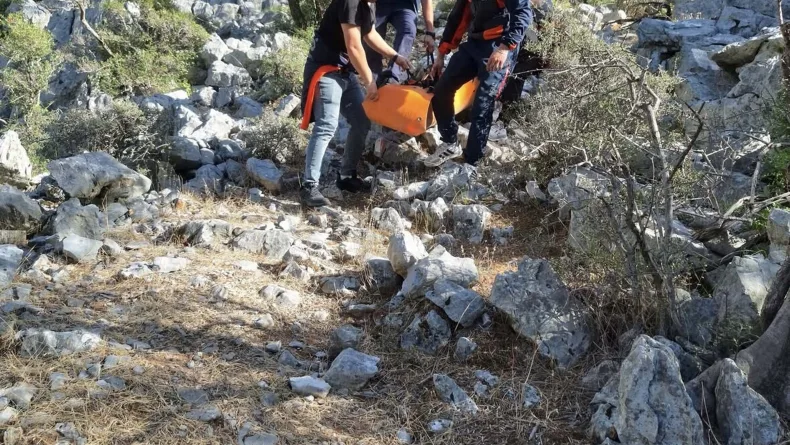 Trekking yaparken yaralanan Alman turist kurtarıldı