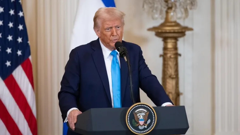 Trump: ABD'li yetkililer İran heyetiyle görüştü