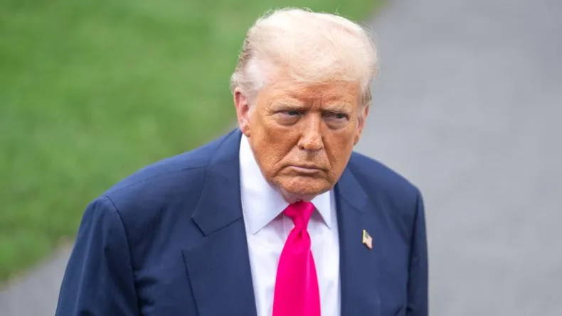 Trump: Irak'tan onurlu ve saygın bir şekilde ayrıldık